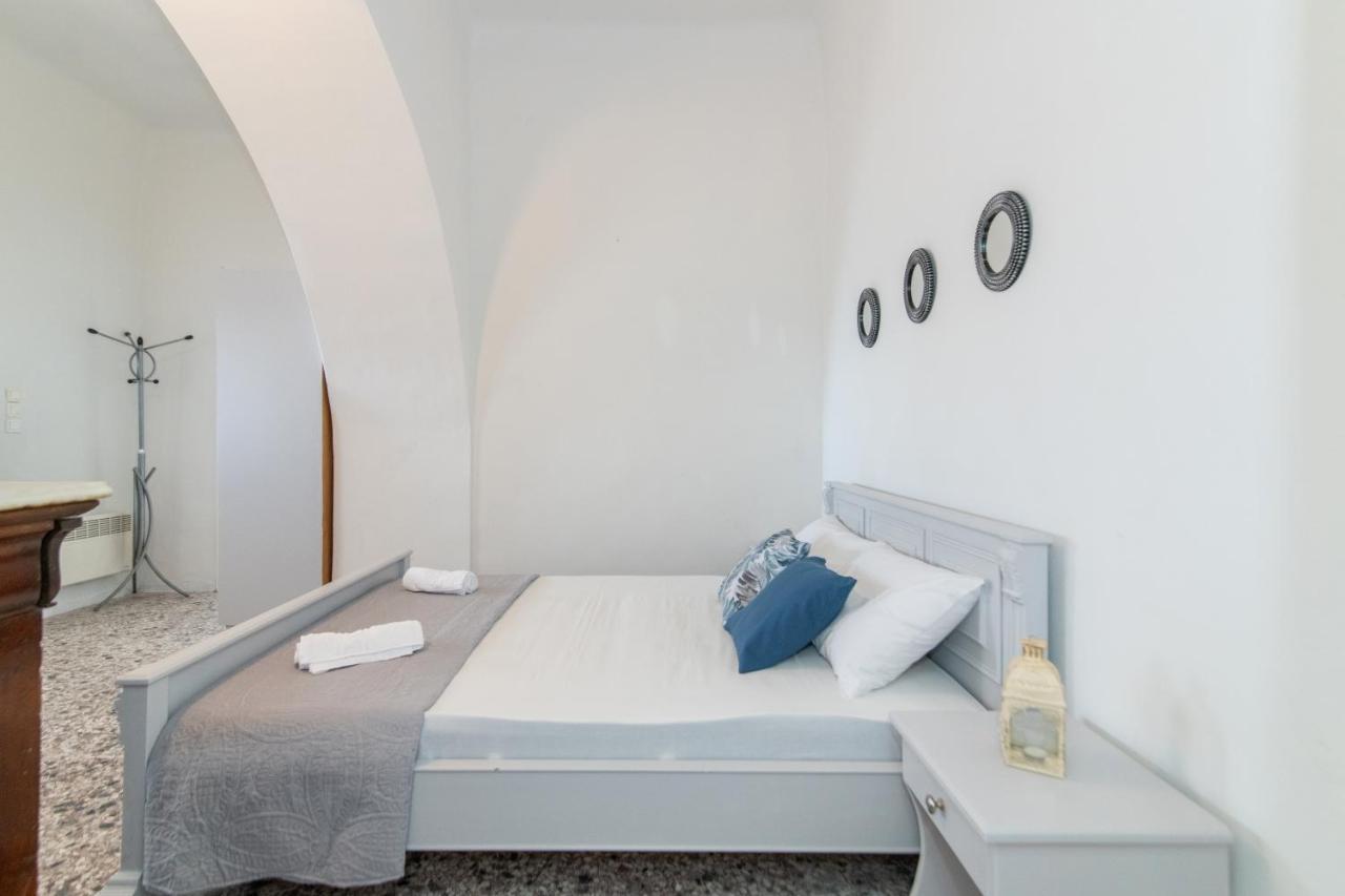 Myroviglia Ysternia Villa Isternia  ภายนอก รูปภาพ